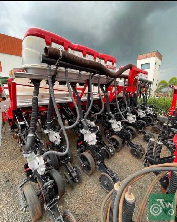 https://tratorbr.com.br/images/machinery/649c8c17d1da9WhatsApp Image 2023-06-28 at 10.24.34 (1).jpeg
